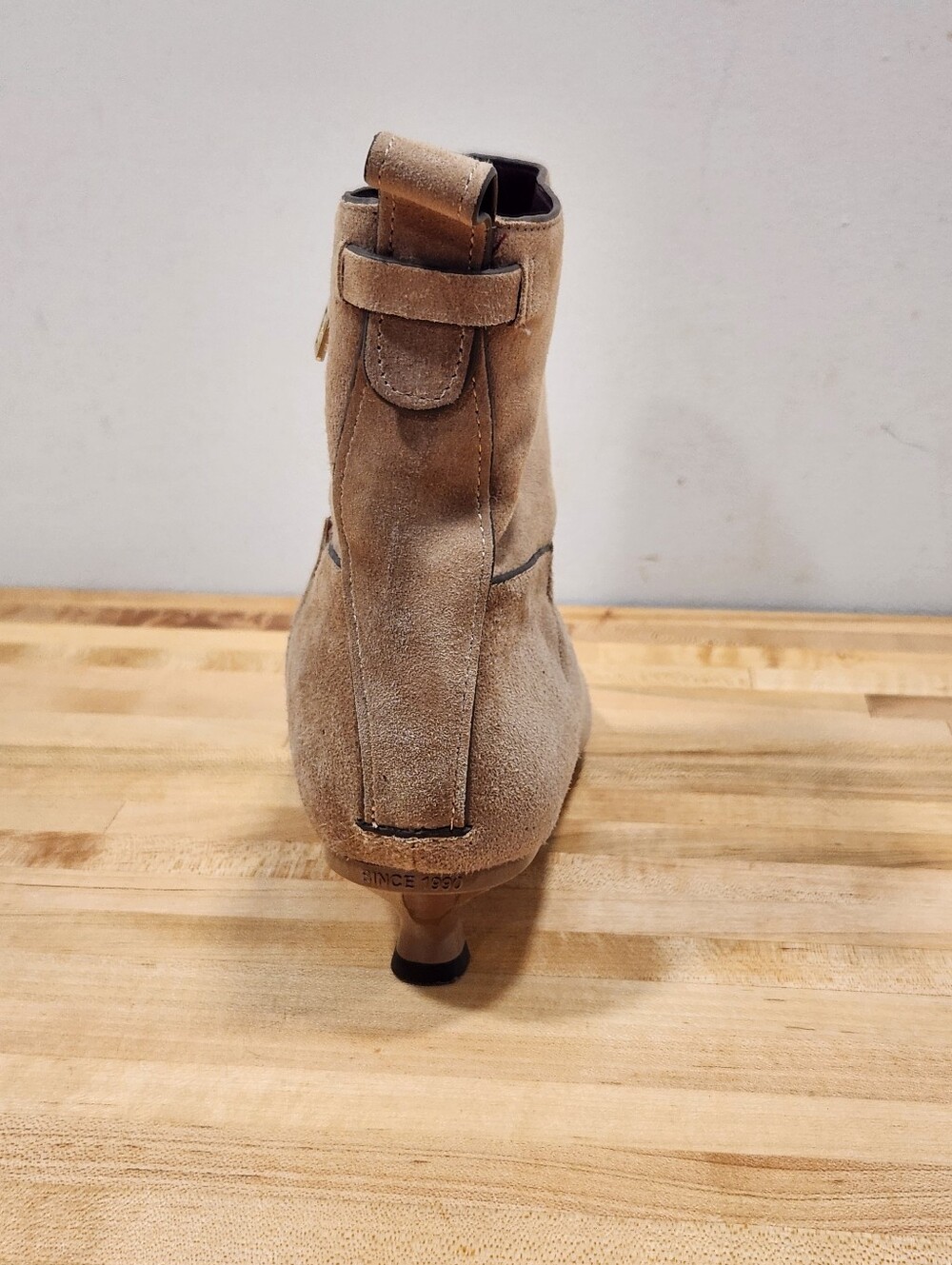 SARTO By Franco Sarto Mala Taupe Leather Kitten Heel Pointed Toe Bootie Boot 6M - Picture 4 of 14